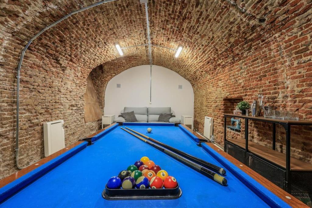 Апартаменты Unique Flat La Latina * Billiard & Darts Мадрид Экстерьер фото