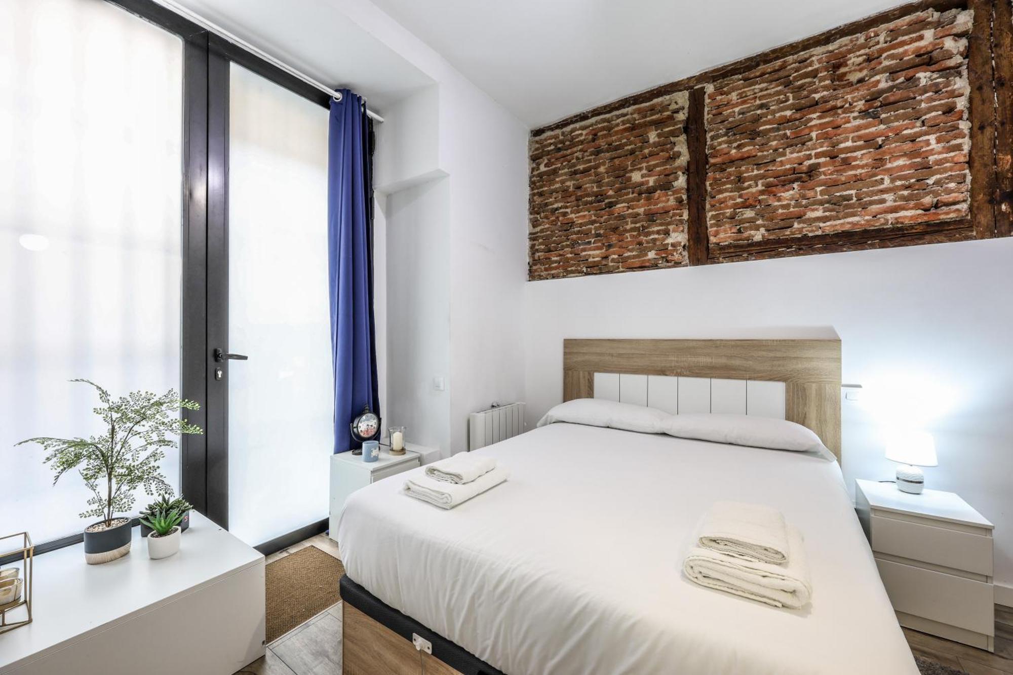 Апартаменты Unique Flat La Latina * Billiard & Darts Мадрид Экстерьер фото
