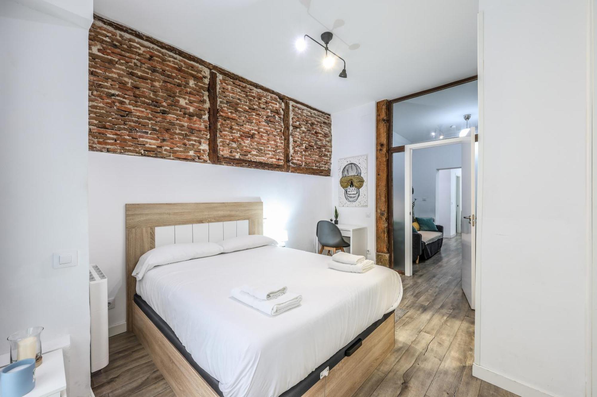 Апартаменты Unique Flat La Latina * Billiard & Darts Мадрид Экстерьер фото